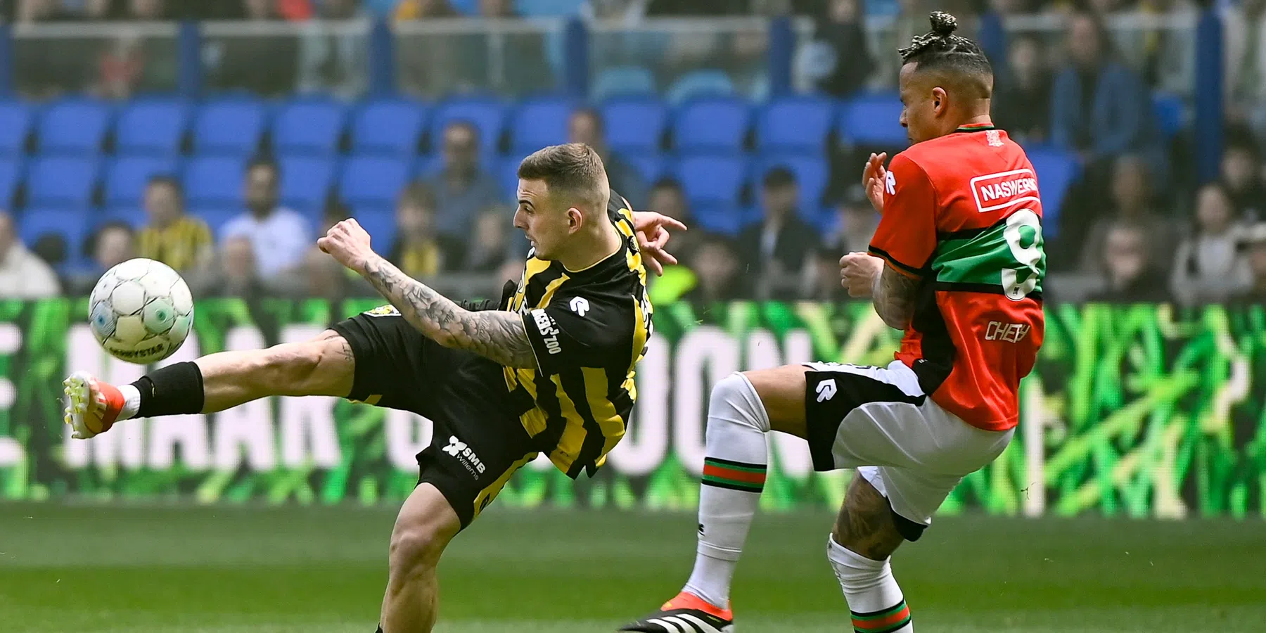 Rivalen NEC en Vitesse vallen in de prijzen: Speler en Talent van de Maand bekend