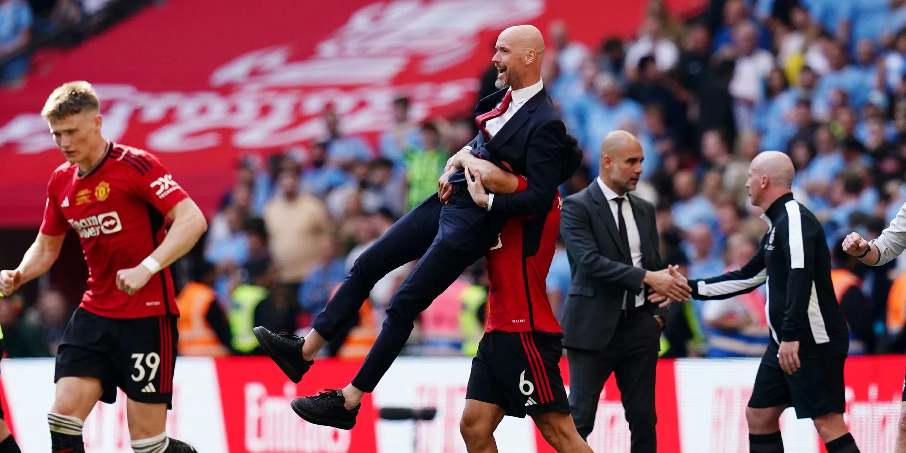 FA Cup-winst Ten Hag en United maakt veel los: 'Alsjeblieft, heroverweeg de keuze'