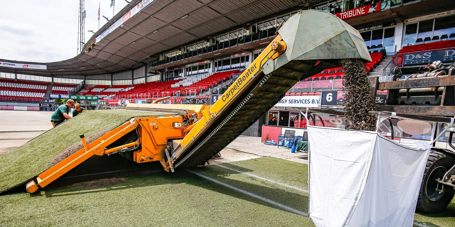 Geen kunstgrasvelden meer in de Eredivisie