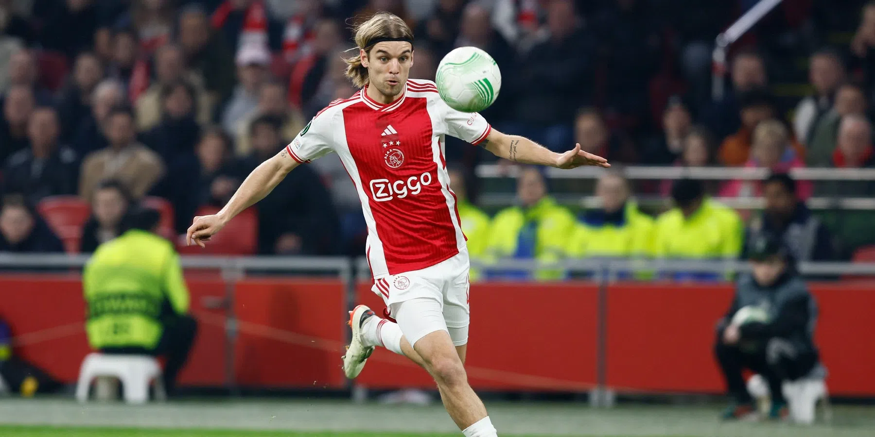 'Ajax kan Borna Sosa mogelijk slijten, Napoli toont interesse'