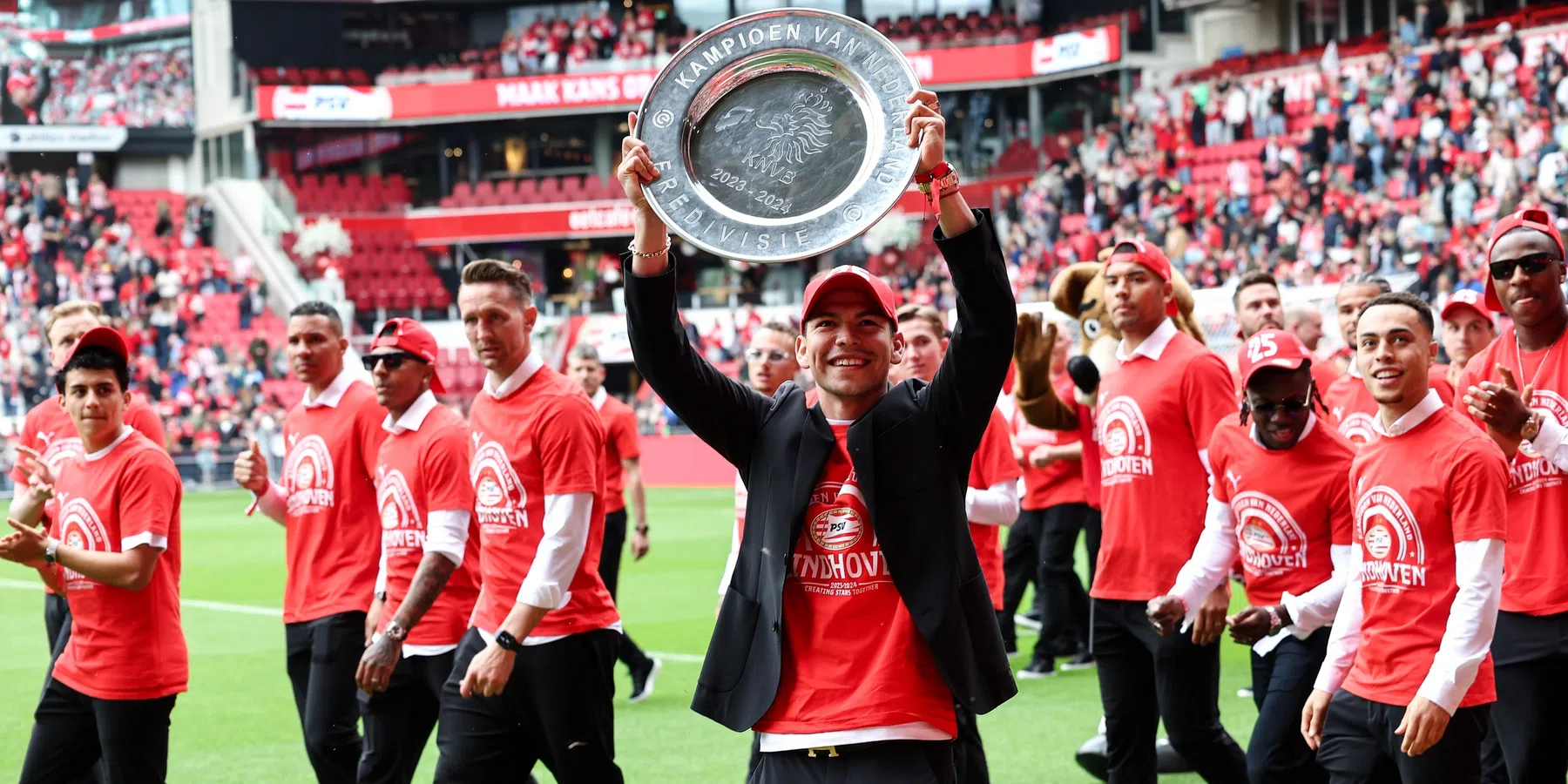 Lozano doet opvallend boekje open bij PSV