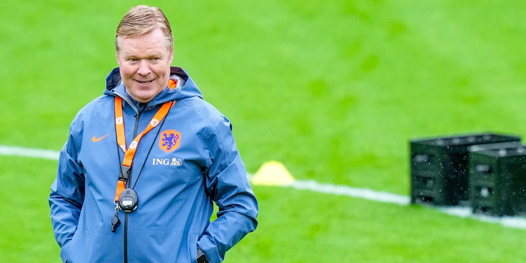 Milieukritiek op vliegreis van het Nederlands elftal