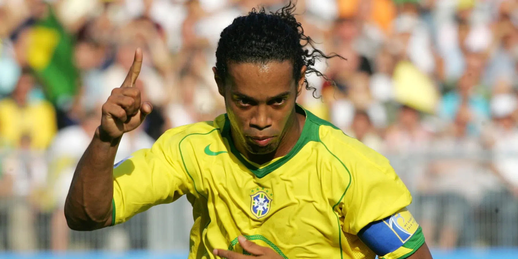 Ronaldinho koopt Amerikaanse club