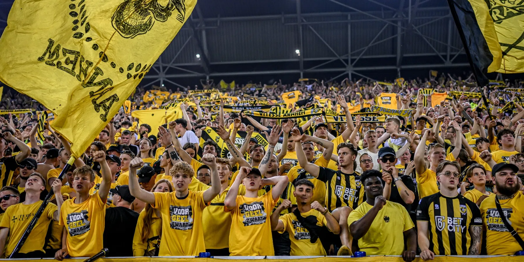 Vitesse-fans reageren op lange wachten op beslissing over licentie