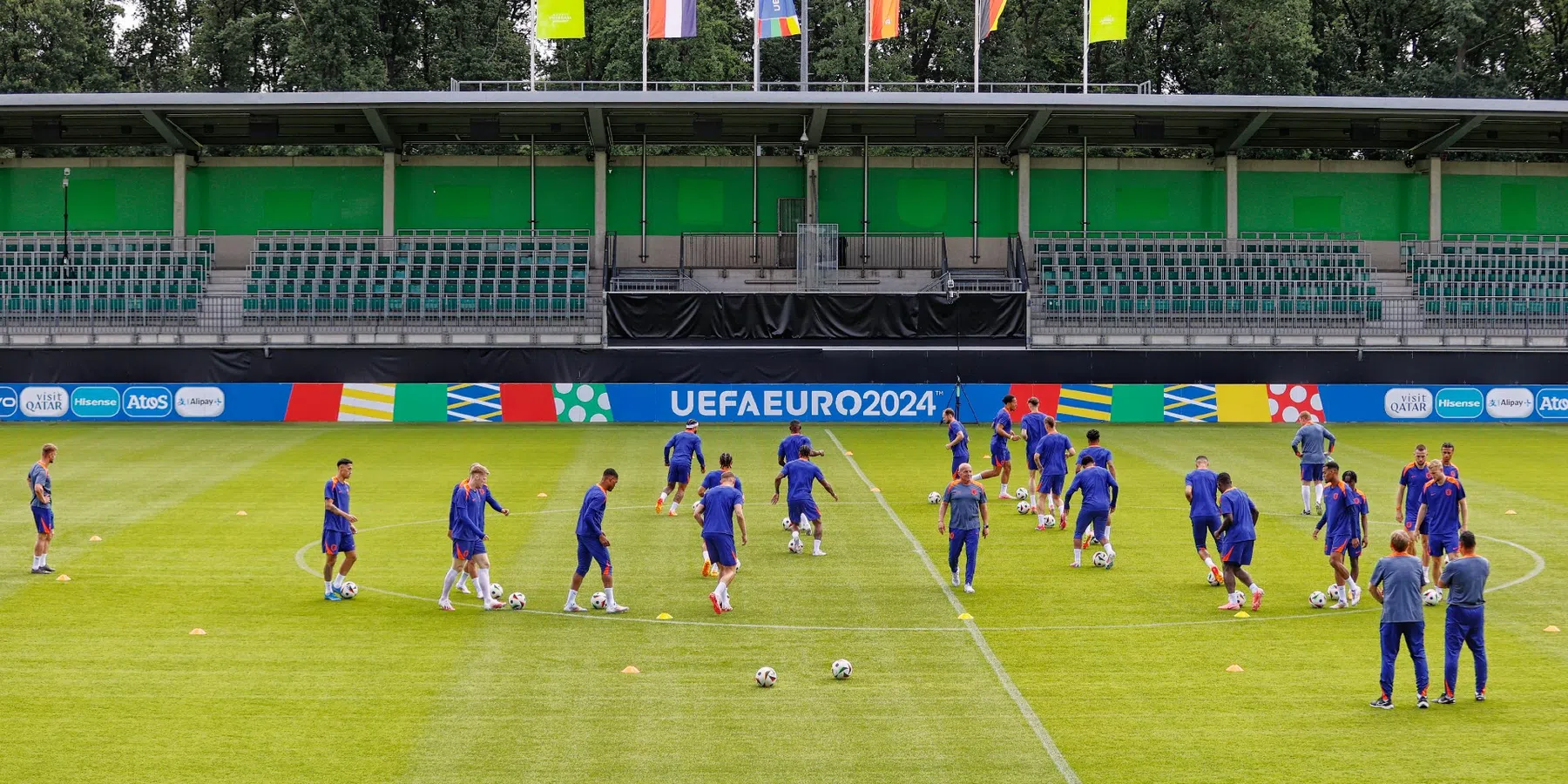 Duitse amateur speelt De Ligt uit en scoort tegen Oranje