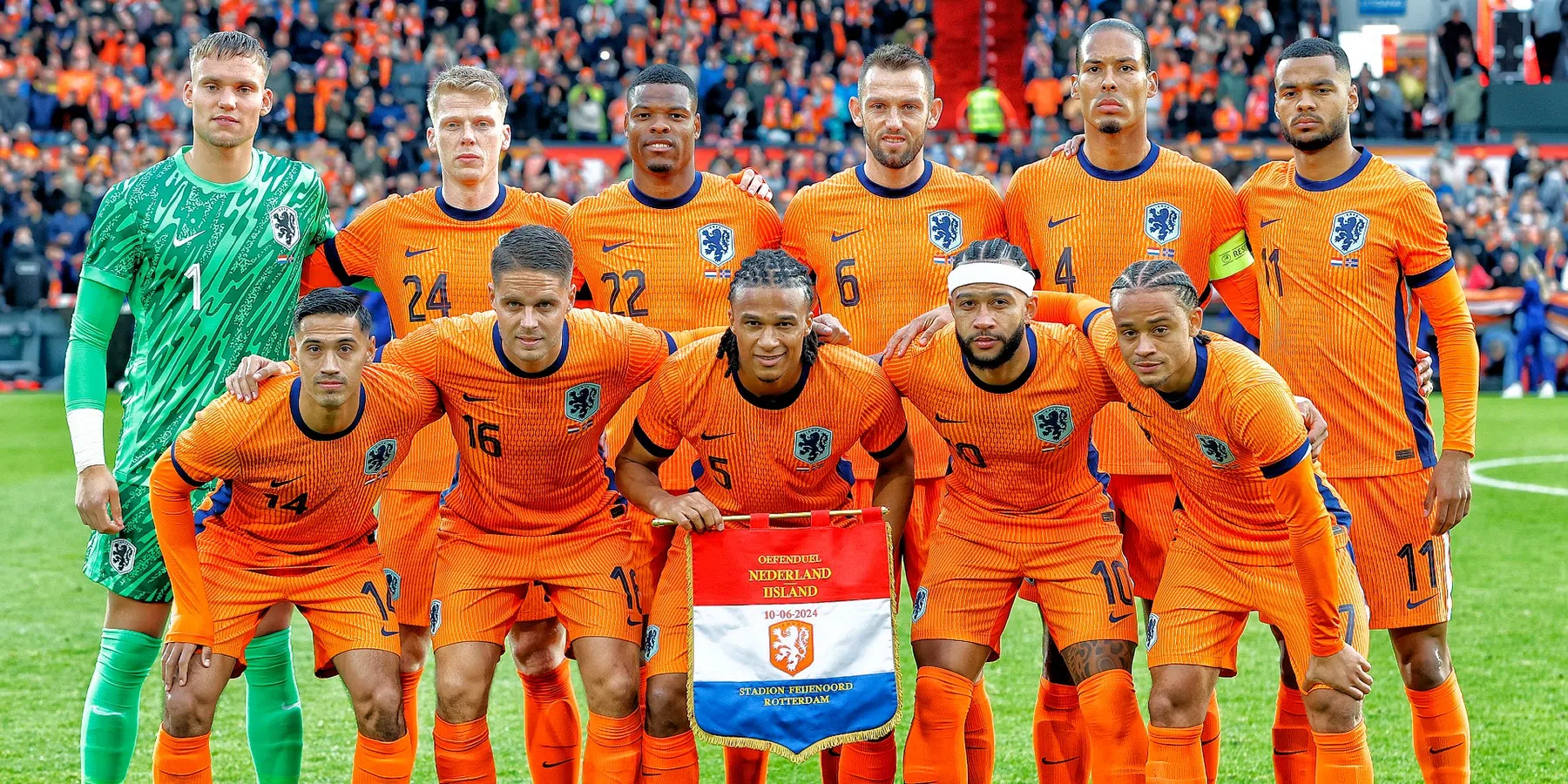 Van der Vaart ziet 'rode loper' voor Oranje: 'Ik ben heel optimistisch'