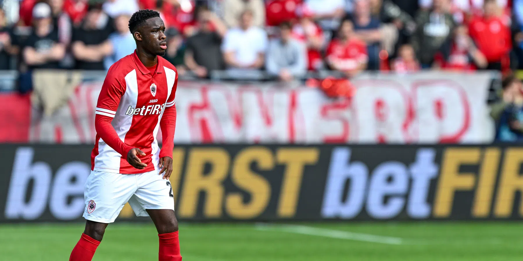 'Ajax zet Antwerp-controleur Keita op shortlist'
