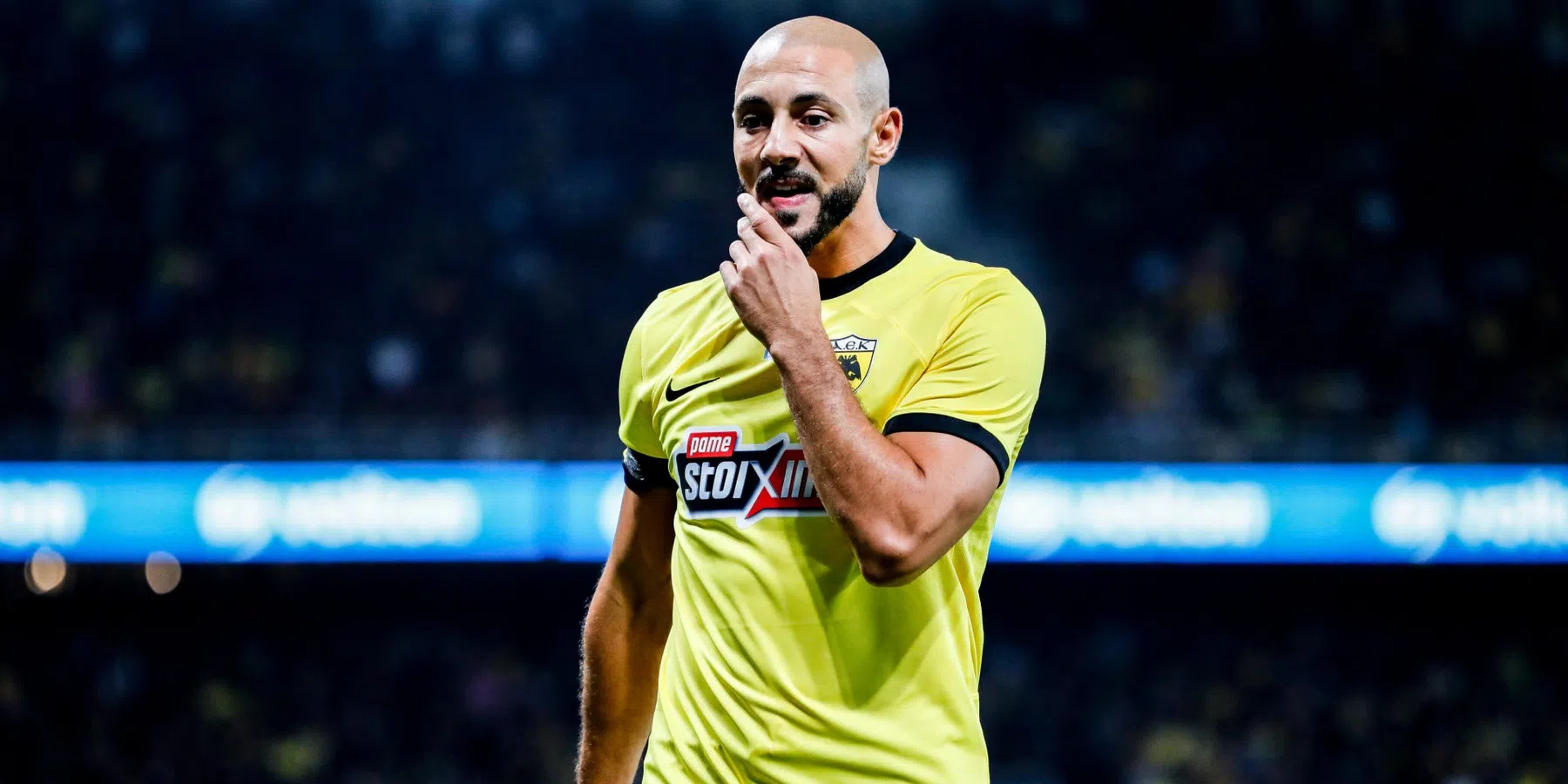 Nordin Amrabat blijft bij AEK Athene