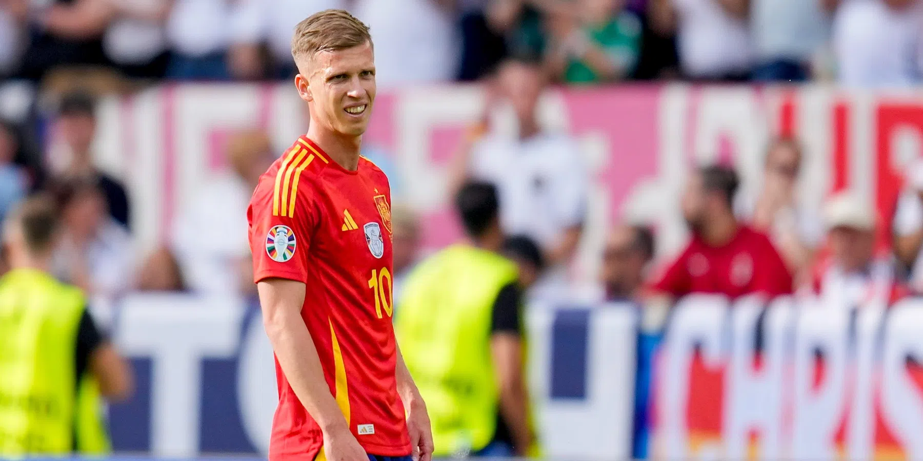 Manchester United en FC Barcelona willen Dani Olmo