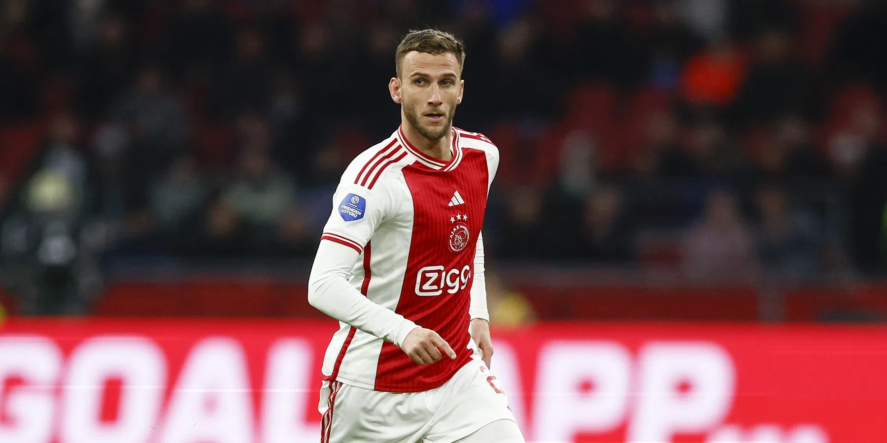 Van den Boomen reageert op transfergerucht bij Ajax