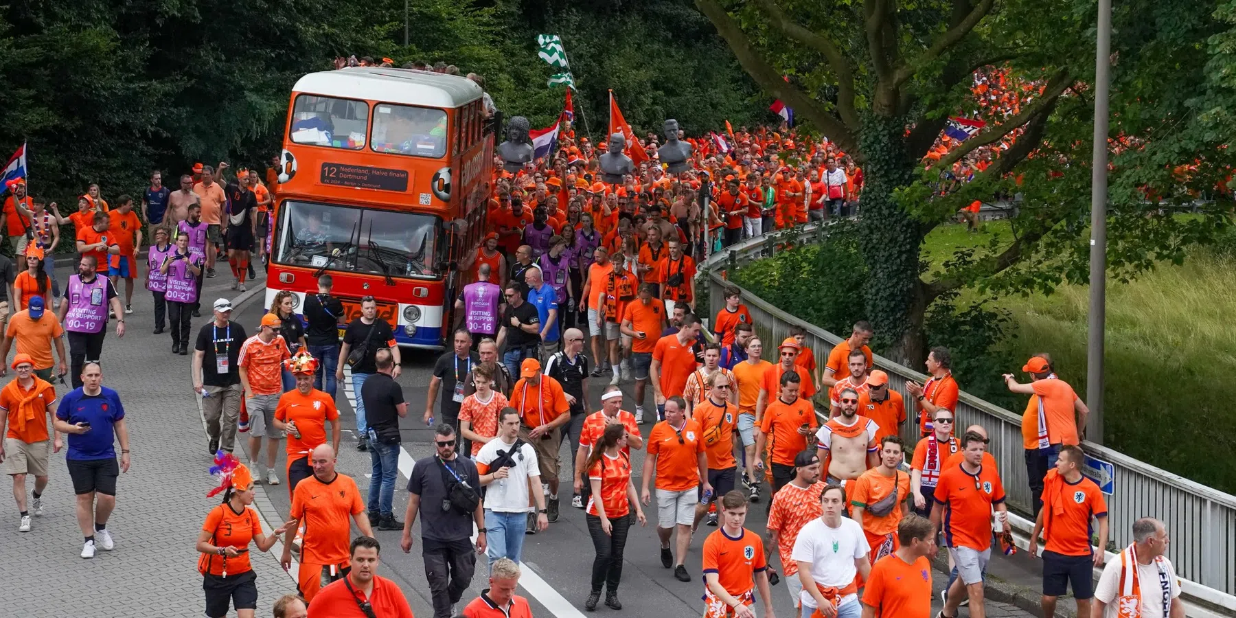 Engelse fans lichtgewond na confrontatie met Nederlanders