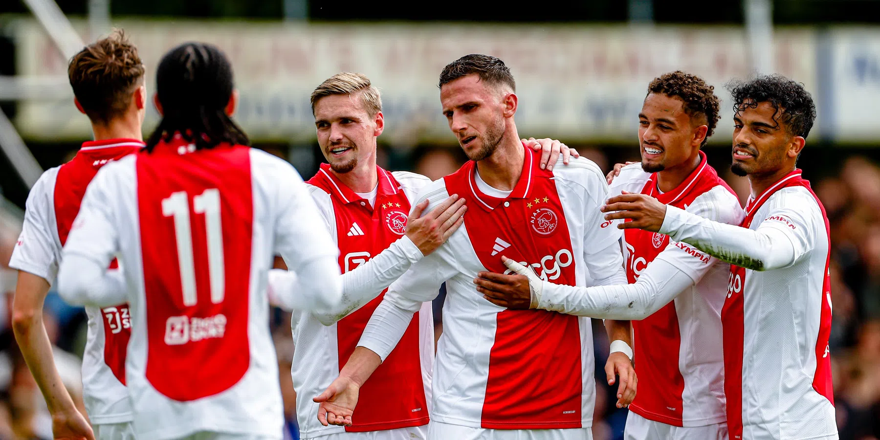 Ajax is te sterk voor Rangers in oefenduel