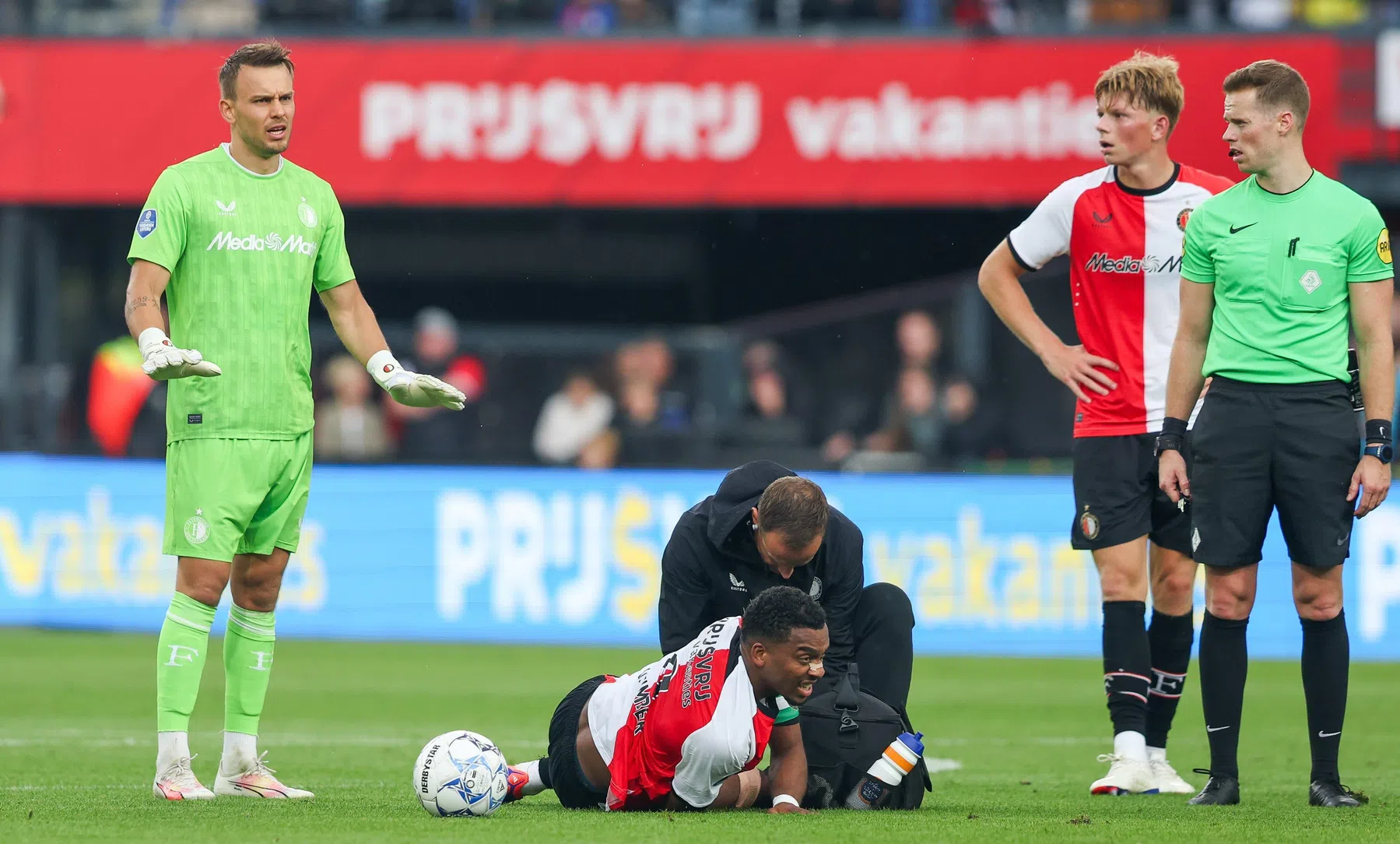 Timo Wellenreuther (ex-Anderlecht) snapt niets van harde tackles KRC Genk