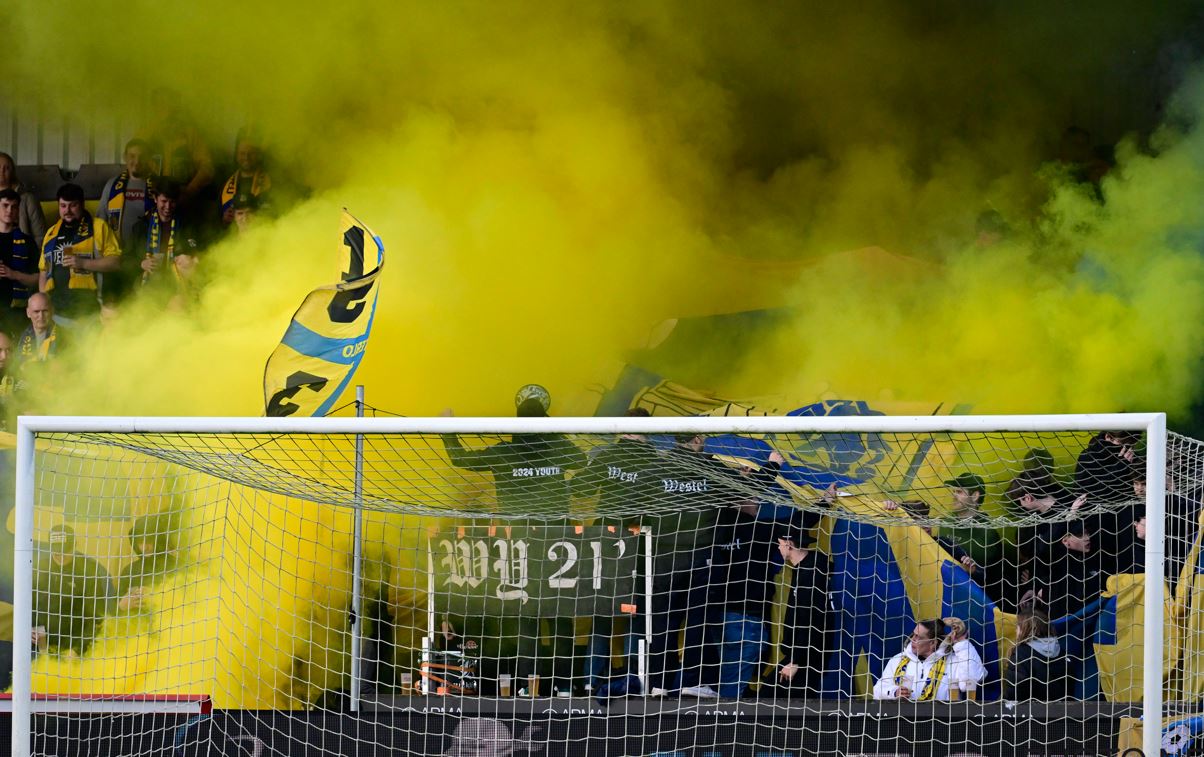 18-jarige verdediger Hugo Lambotte sluit aan bij de A-kern van STVV 