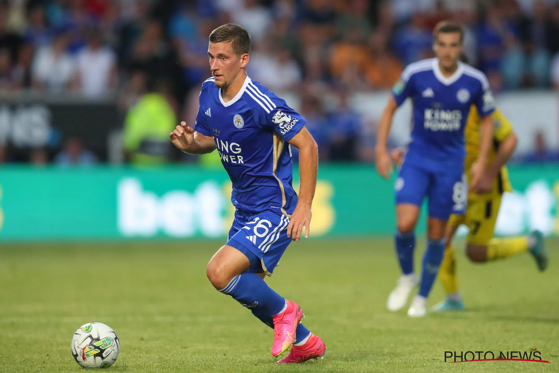 'Dennis Praet nog zonder club, houdt conditie op peil bij Knokke FC'