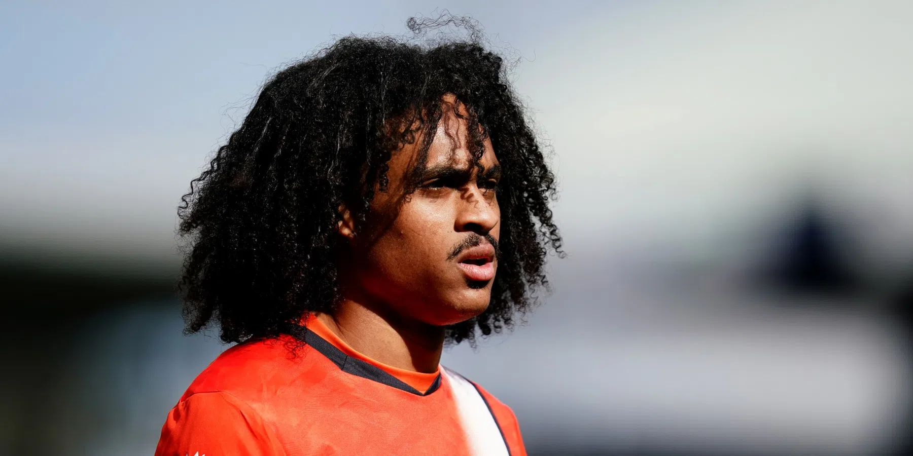 Veel interesse voor Tahith Chong van Luton Town