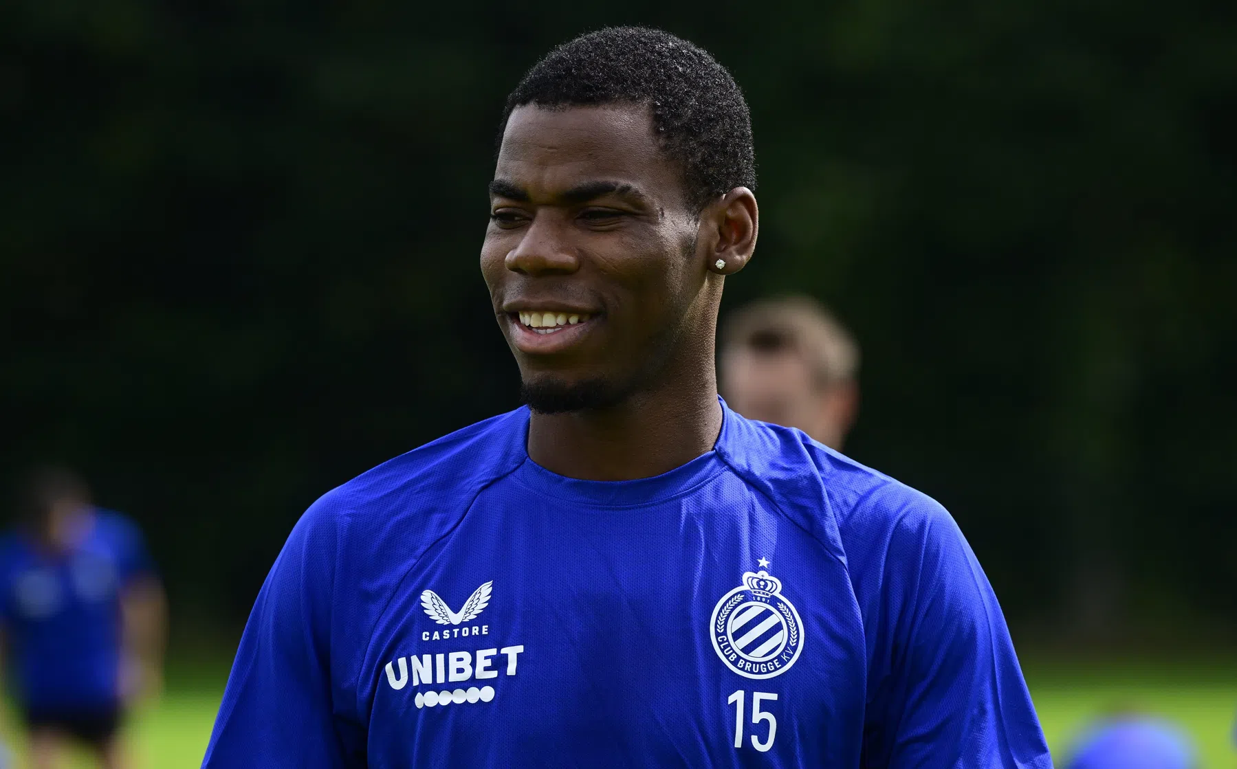 'Club Brugge werkt mee aan vertrek Raphael Onyedika'