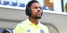 Thumbnail for article: De Boer snapt opmerkelijke actie Akpom: 'Ik begrijp dat hij baalde'