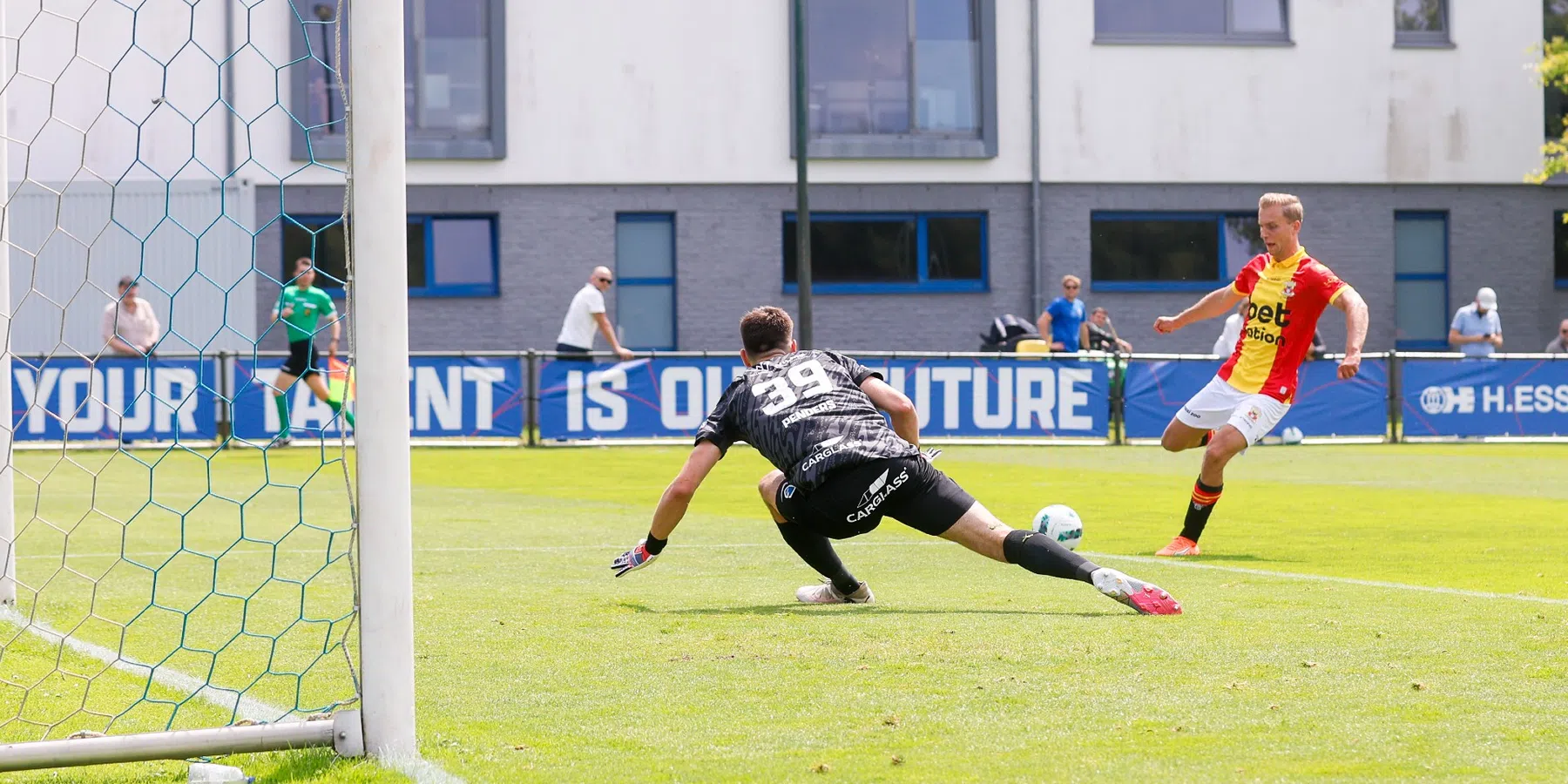 Chelsea versterkt zich met Belgische keeper Penders