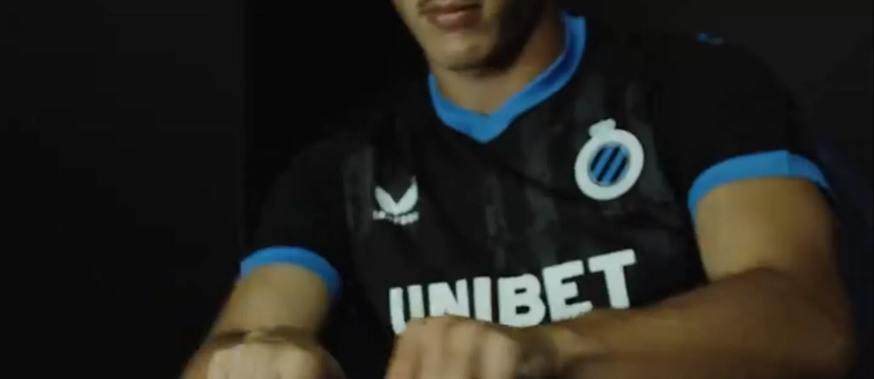 Club Brugge lanceert derde shirt: 'Outfit die doet denken aan memorabele stunts'