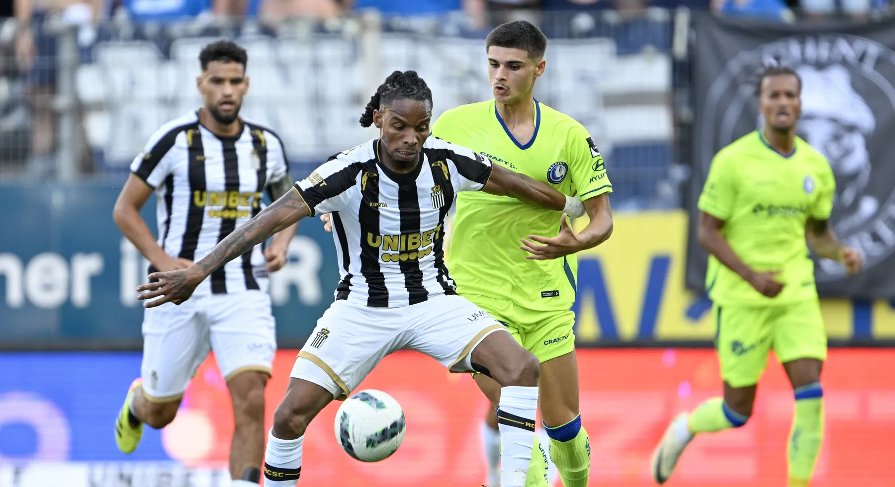 Sporting Charleroi wint van KAA Gent 