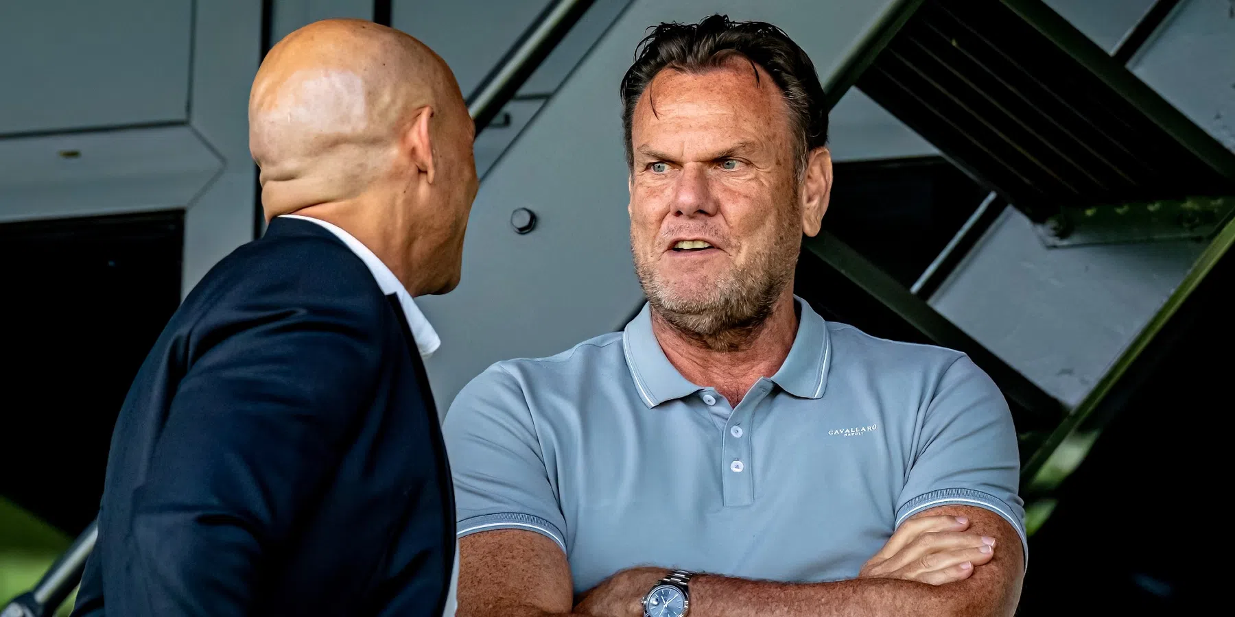 Afzwaaiend AZ-directeur Eenhoorn sluit Feyenoord niet uit