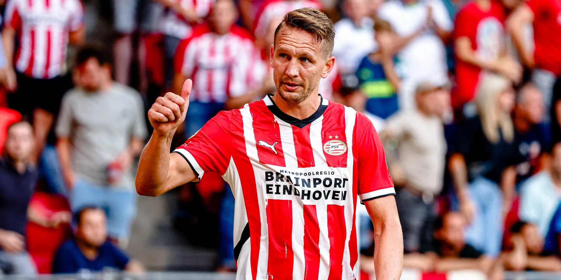 Luuk de Jong kritisch op Jordan Teze
