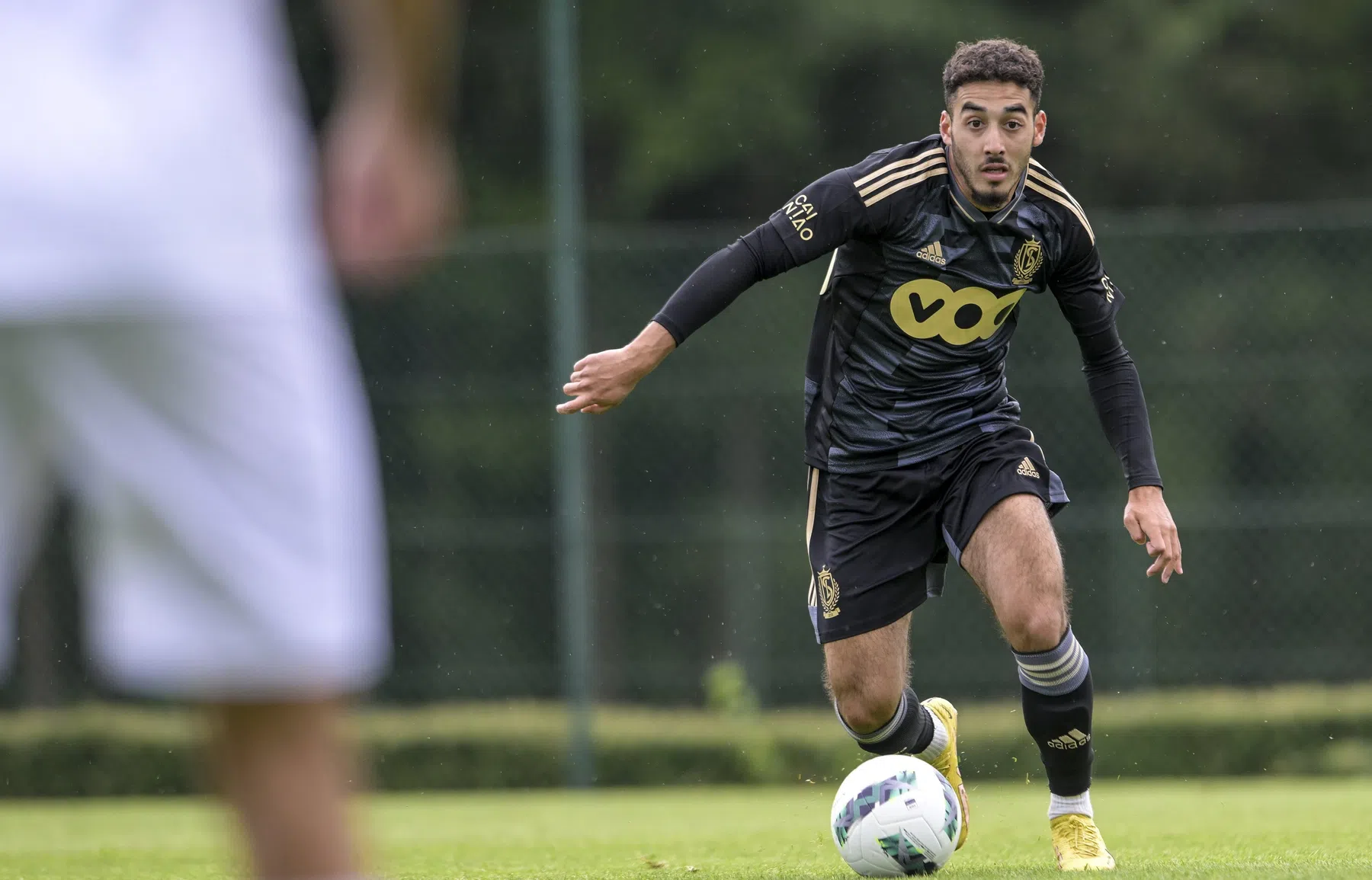 Ilyes Ziani en Noah Dodeigne naar RWDM