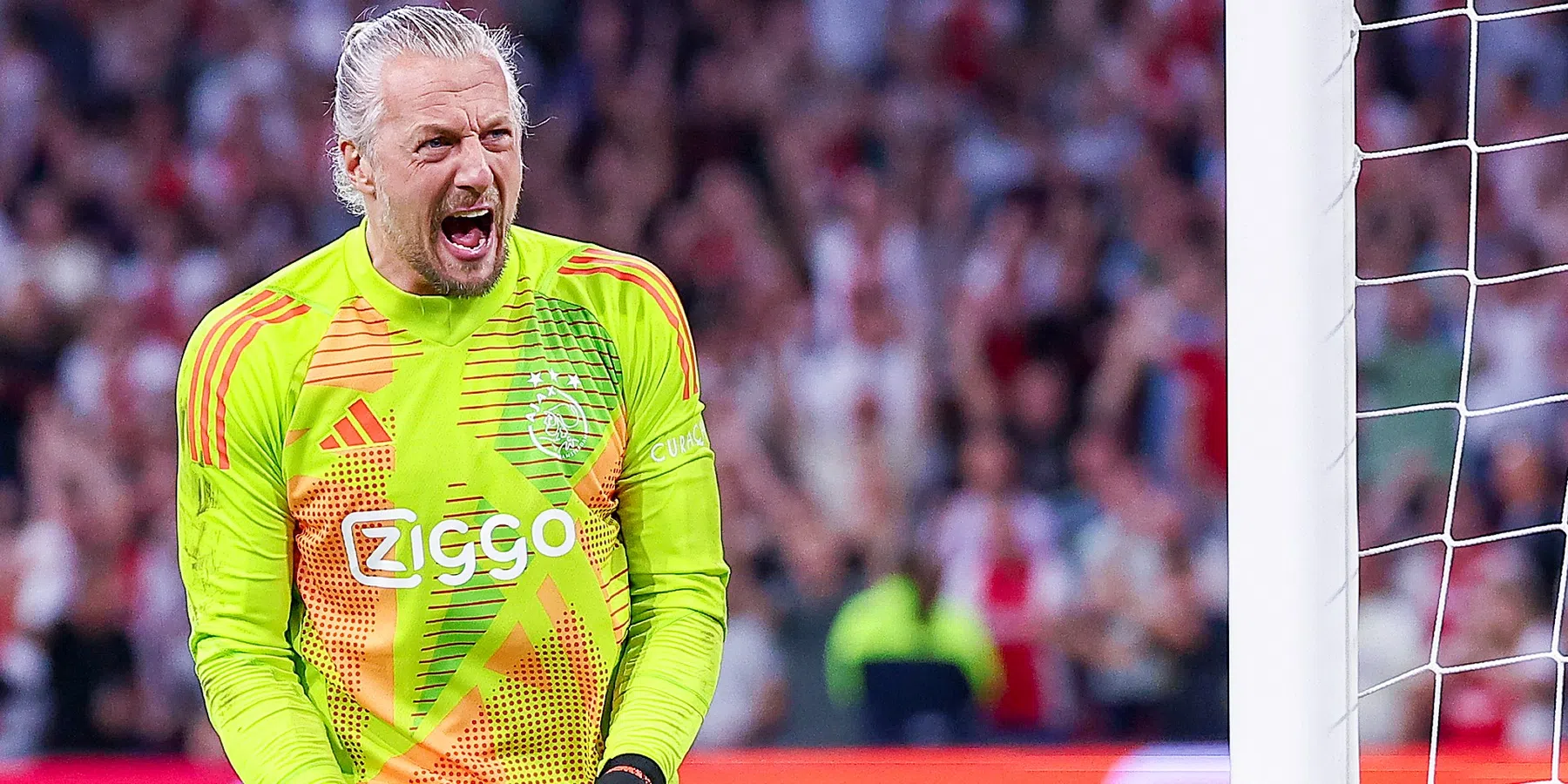 Pasveer looft Gaaei na bizarre penaltyreeks Ajax