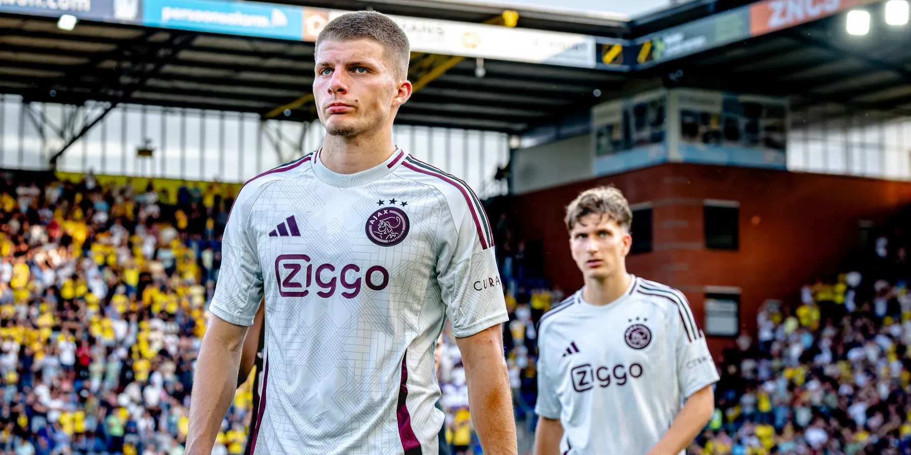 Perez kritisch op Ajax-verdediger Anton Gaaei