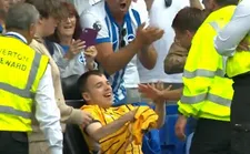 Thumbnail for article: Hartverwarmend: Veltman brengt mindervalide Brighton-fan in staat van extase