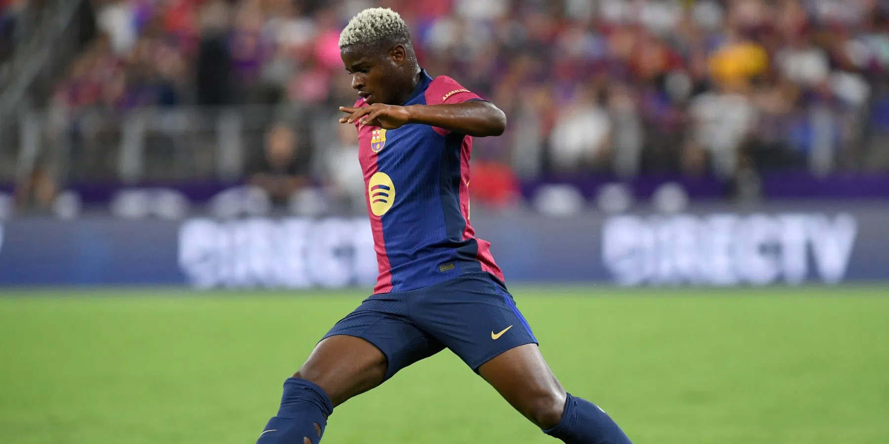 Mikayil Faye van Barça naar Stade Rennes