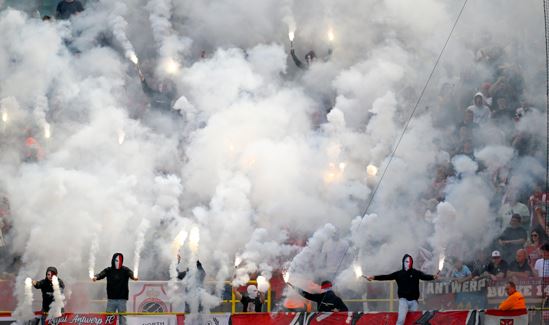 Ook fan van Royal Antwerp FC loopt brandwonden op tegen Club Brugge