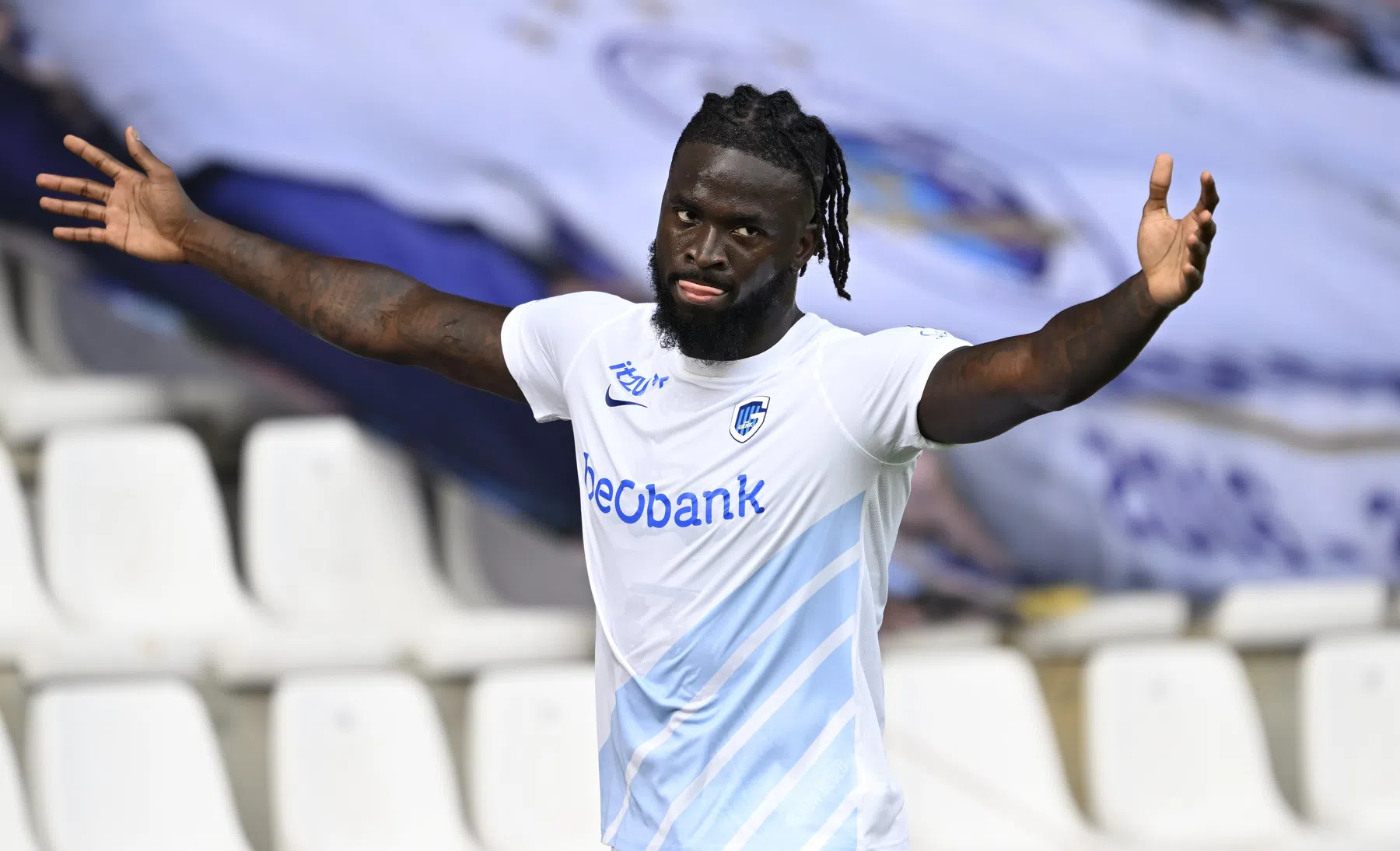 'Trabzonspor doet weer poging Tolu Arokodare van KRC Genk te halen'