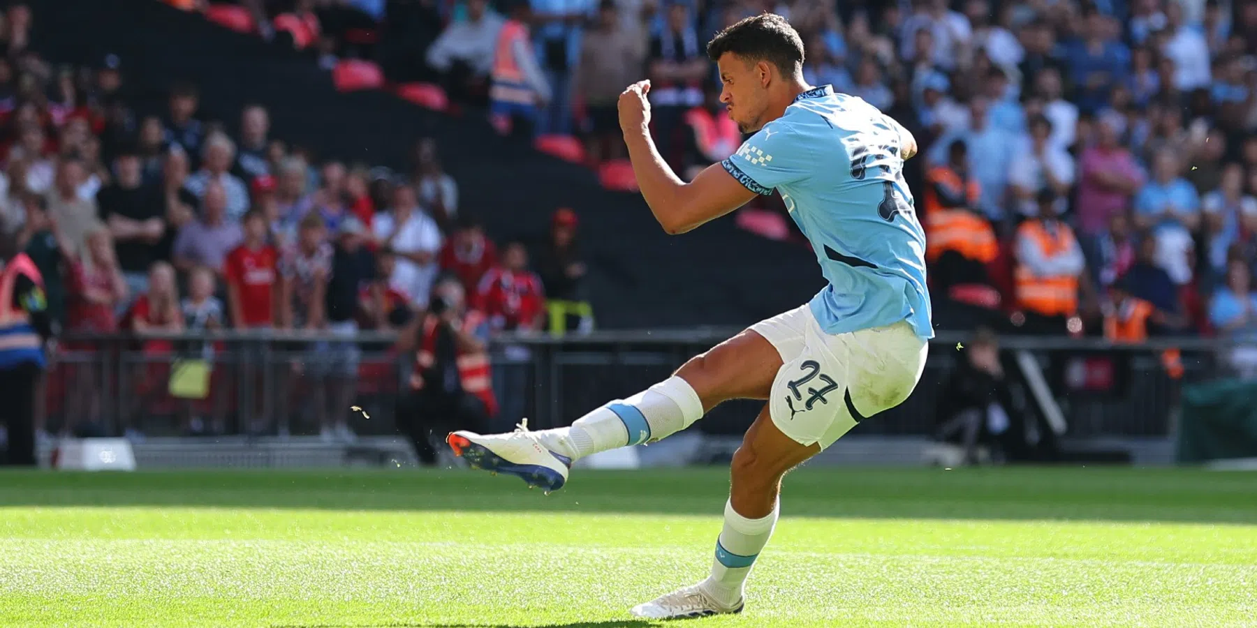 Nunes mag vertrekken bij Manchester City na terugkeer Gündogan