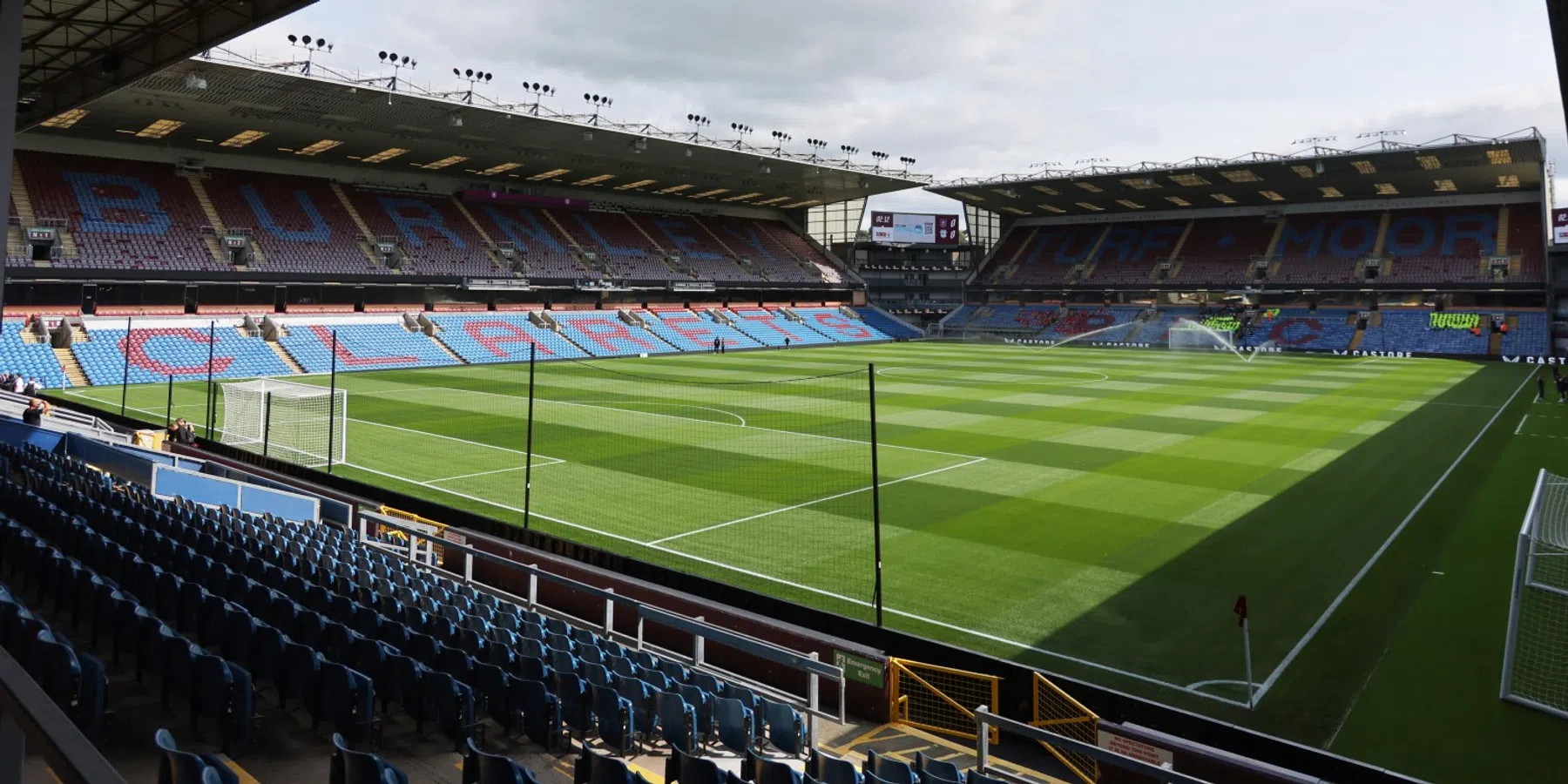 Hoofd jeugdopleiding van Burnley neemt ontslag na blunder