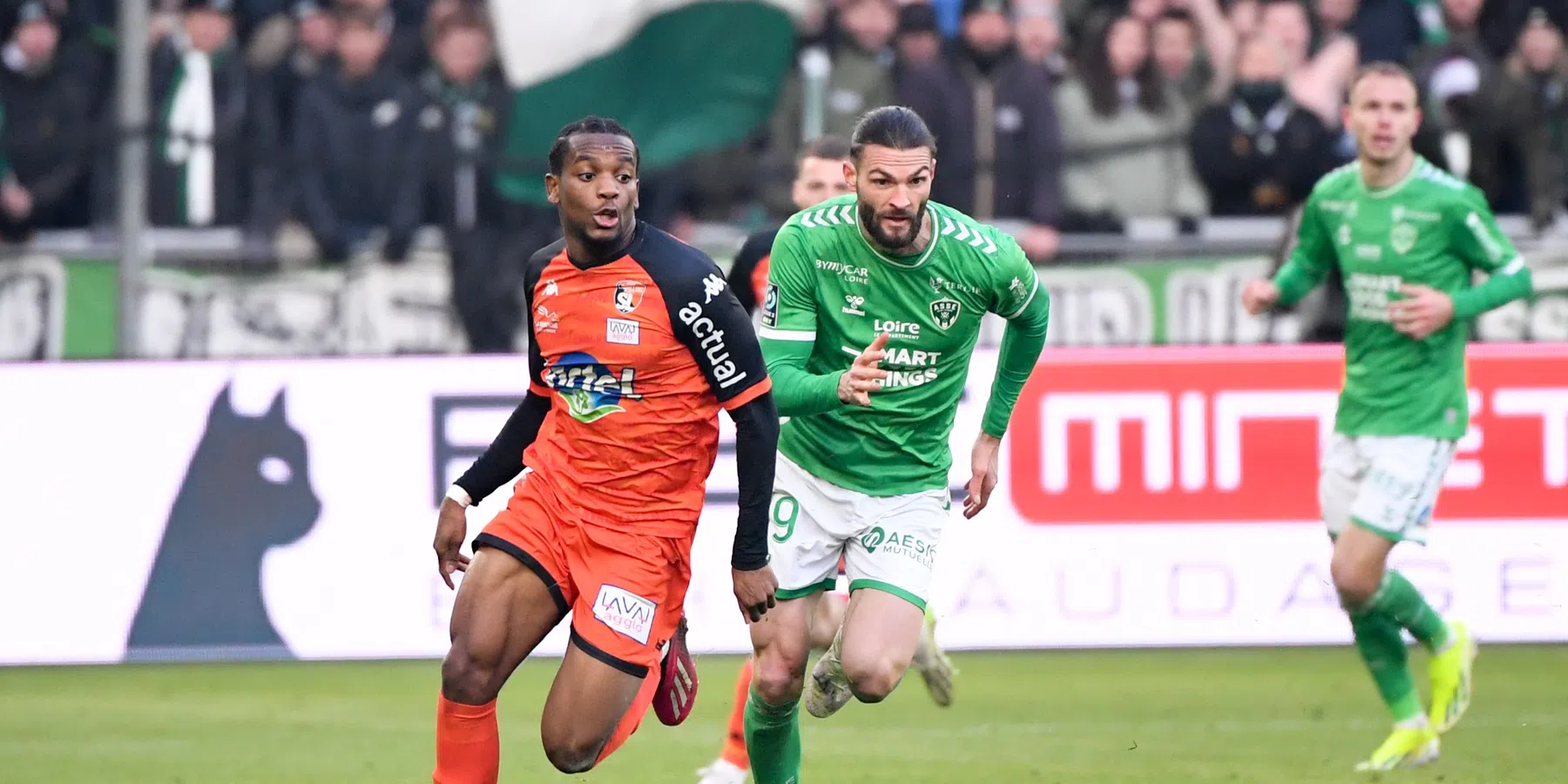 Almere City presenteert Franse aanvaller (21)