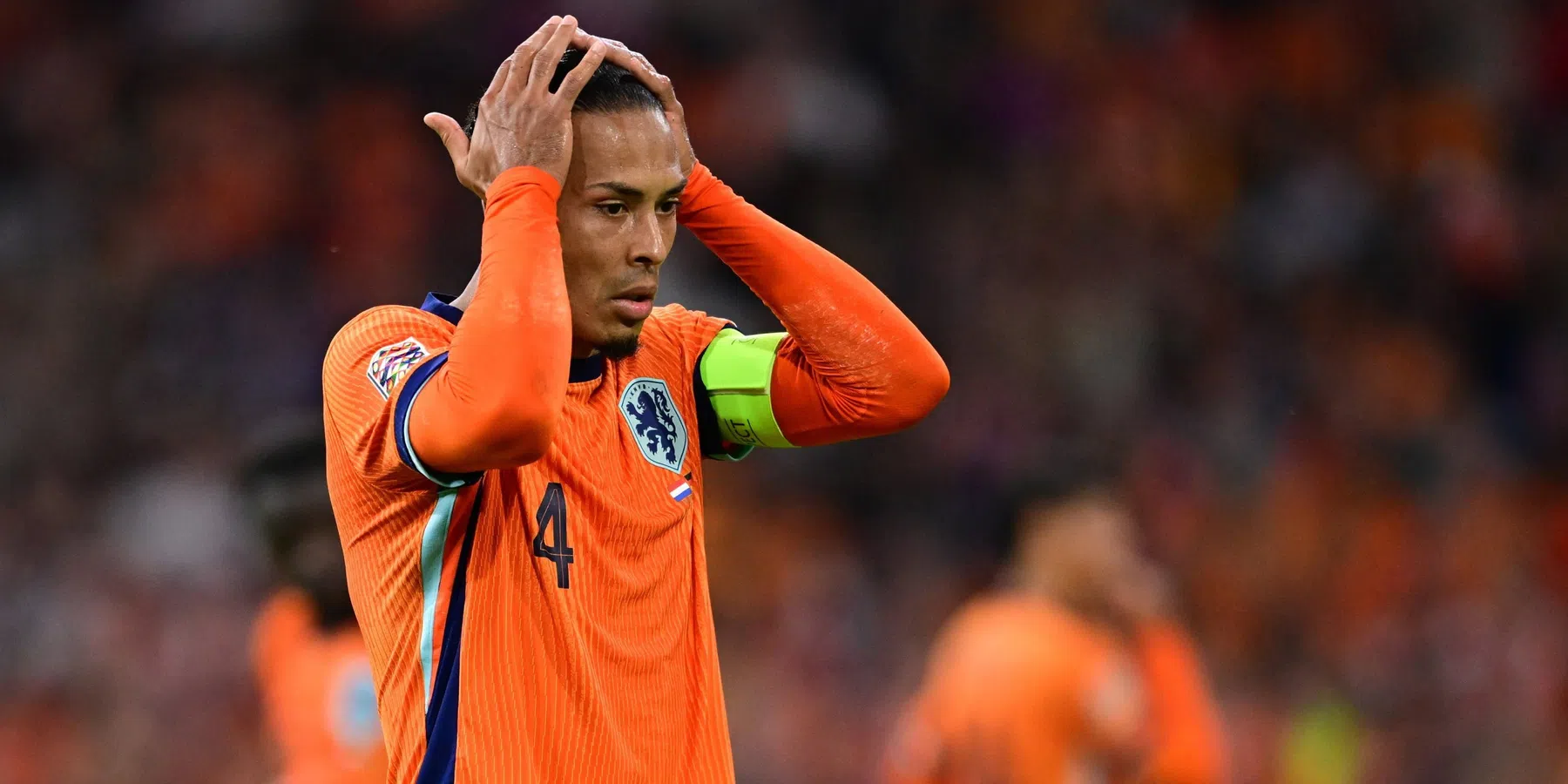 Van Dijk verbaasd door NOS-slotvraag bij Oranje