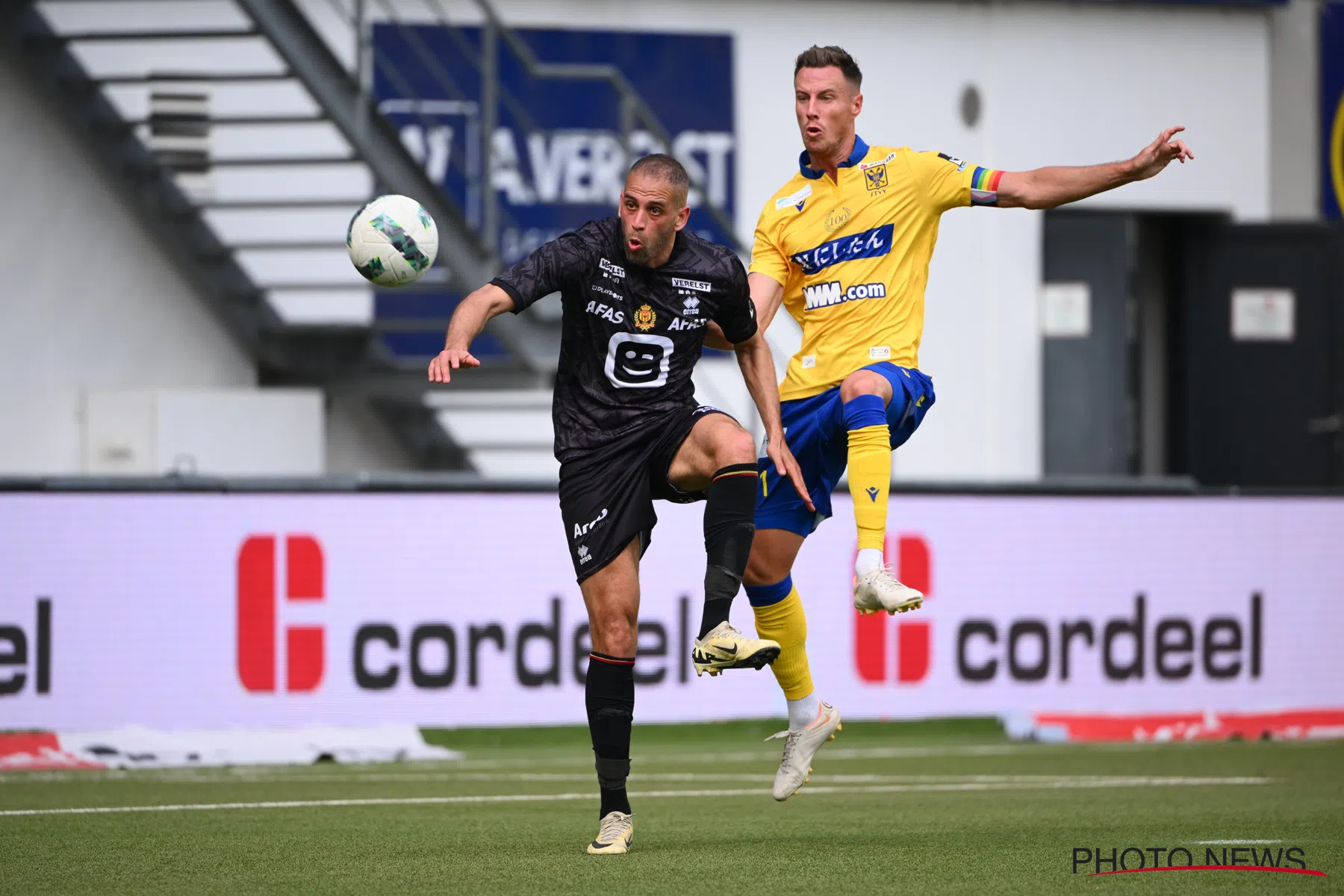 Slimani na avonturen bij Mechelen en Anderlecht terug naar Algerije’ 