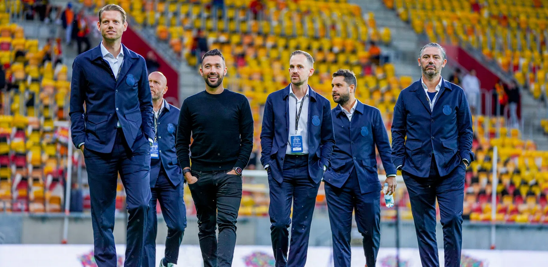 Naast Farioli beschikken ook assistenten over afkoopsom