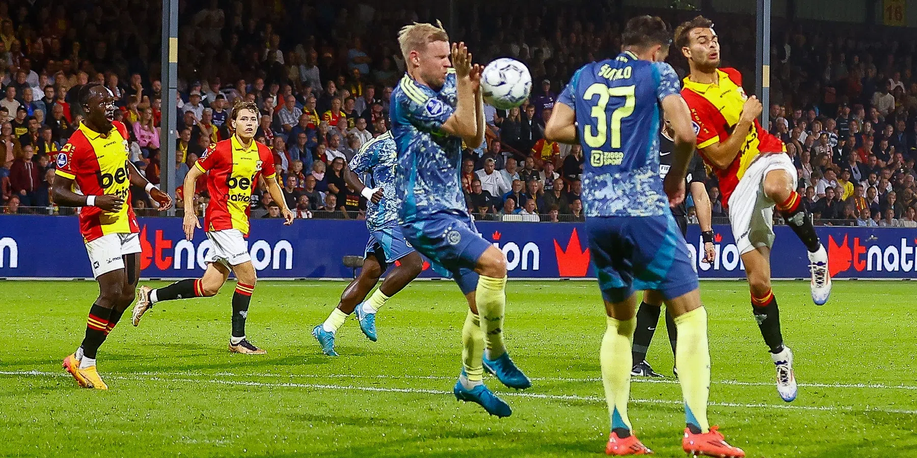 Koevermans vindt dat Go Ahead penalty had moeten krijgen tegen Ajax