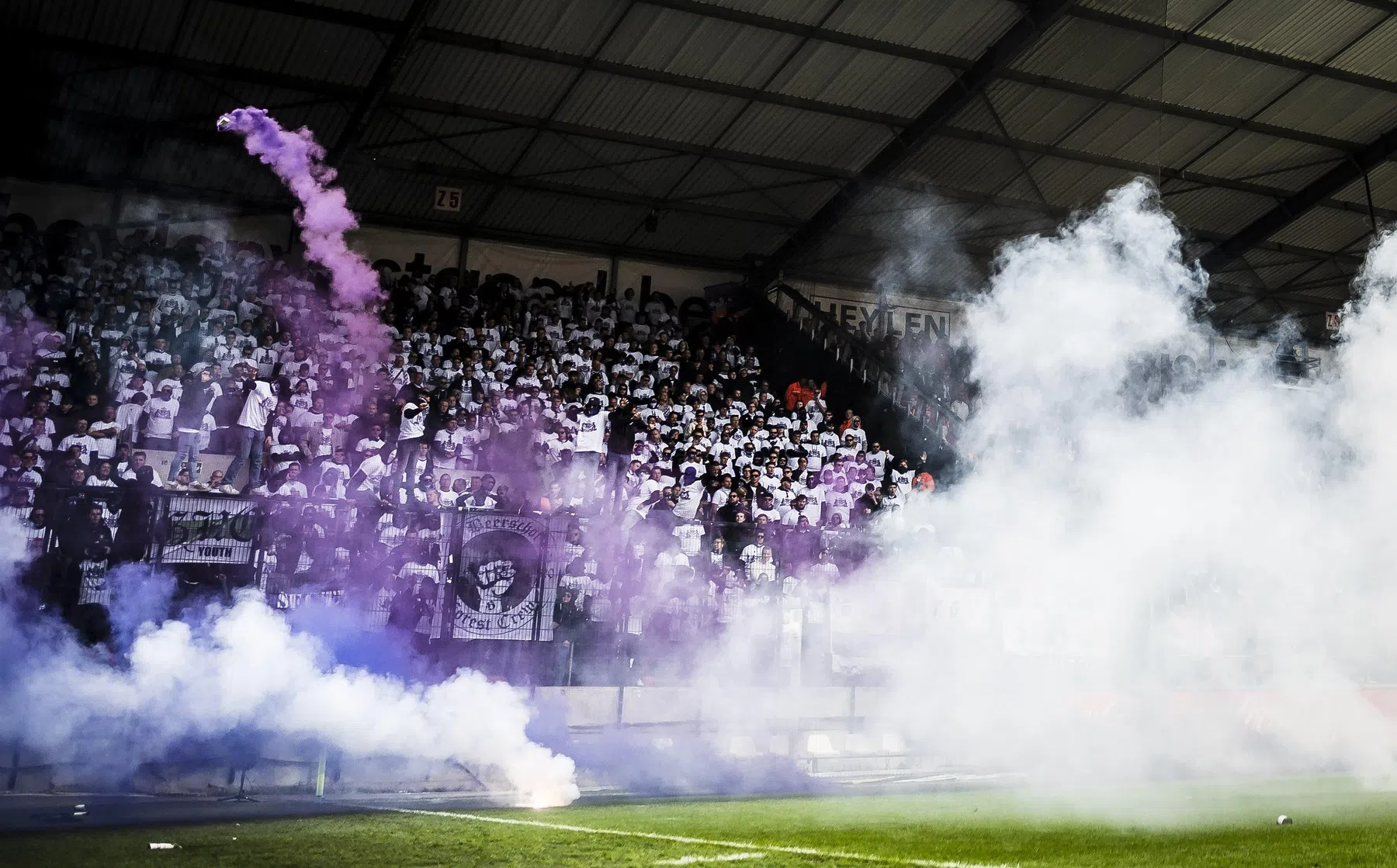 Harde kern Beerschot voert opnieuw actie