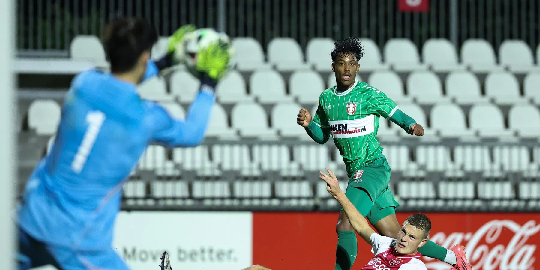 Jong PSV en Jong Ajax verliezen in KKD