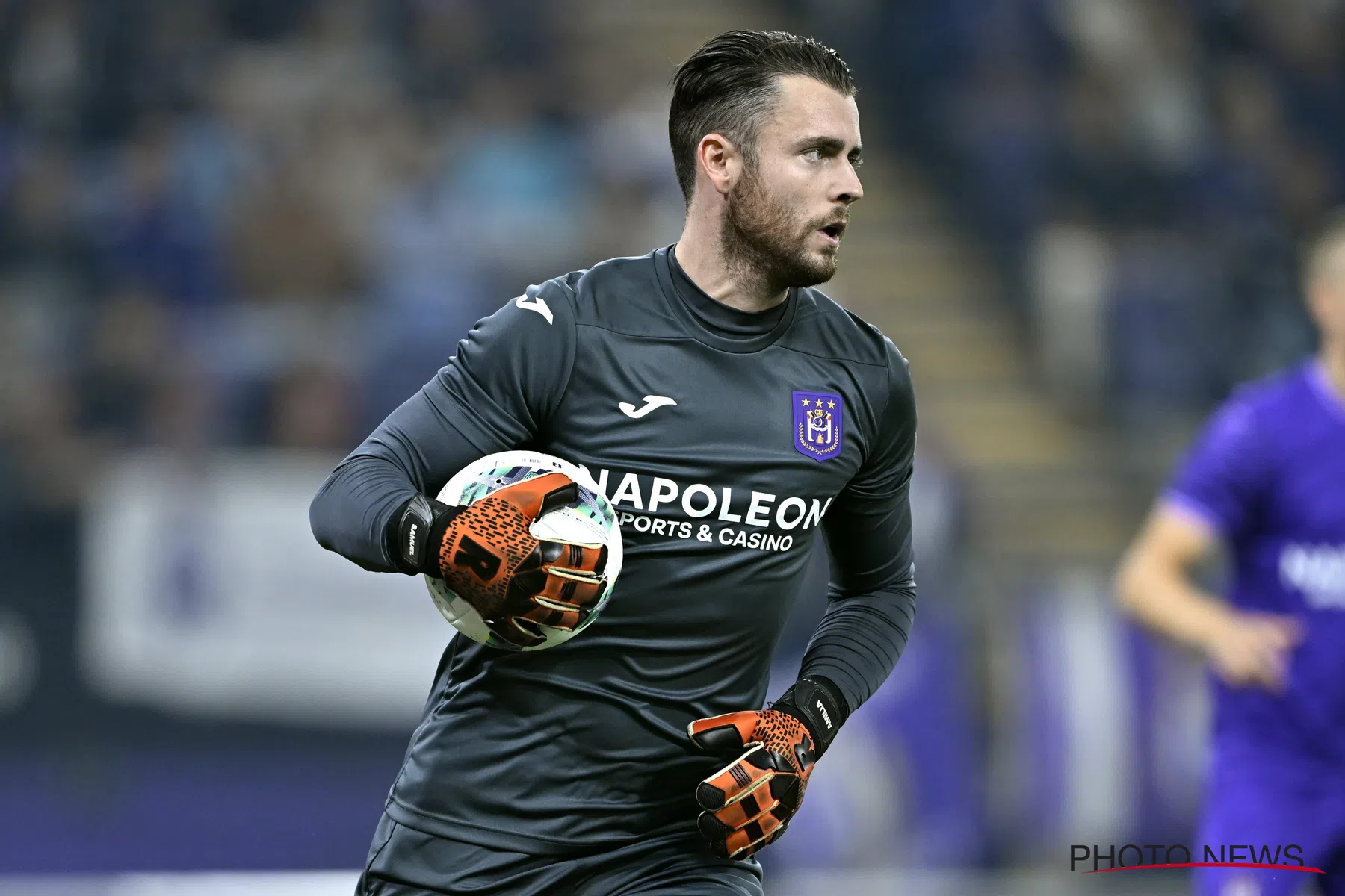 Anderlecht-keeper Colin Coosemans wint Gouden Schoen van de maand september