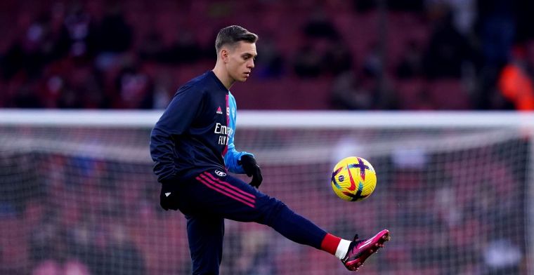 Toby Alderweireld (Antwerp) over Leandro Trossard bij Arsenal FC