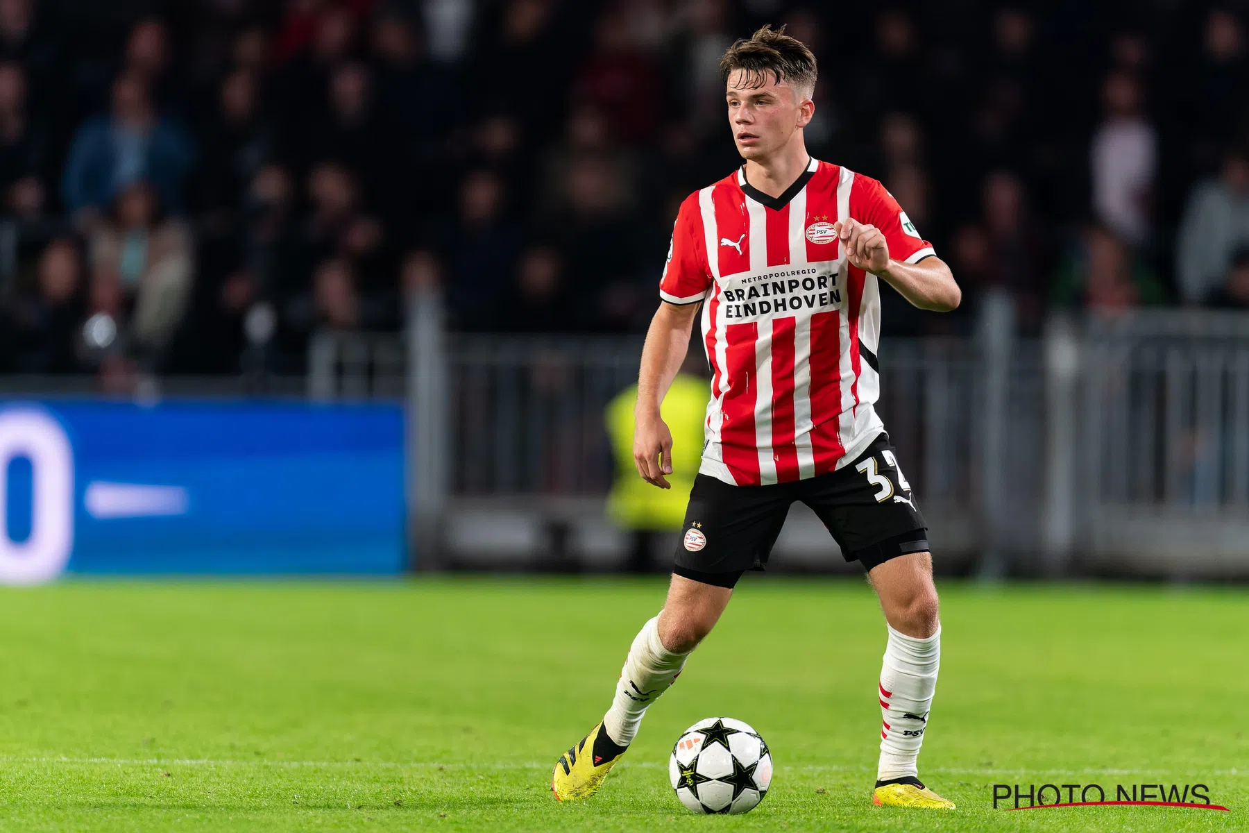 Matteo Dams talent van de maand in Eredivisie