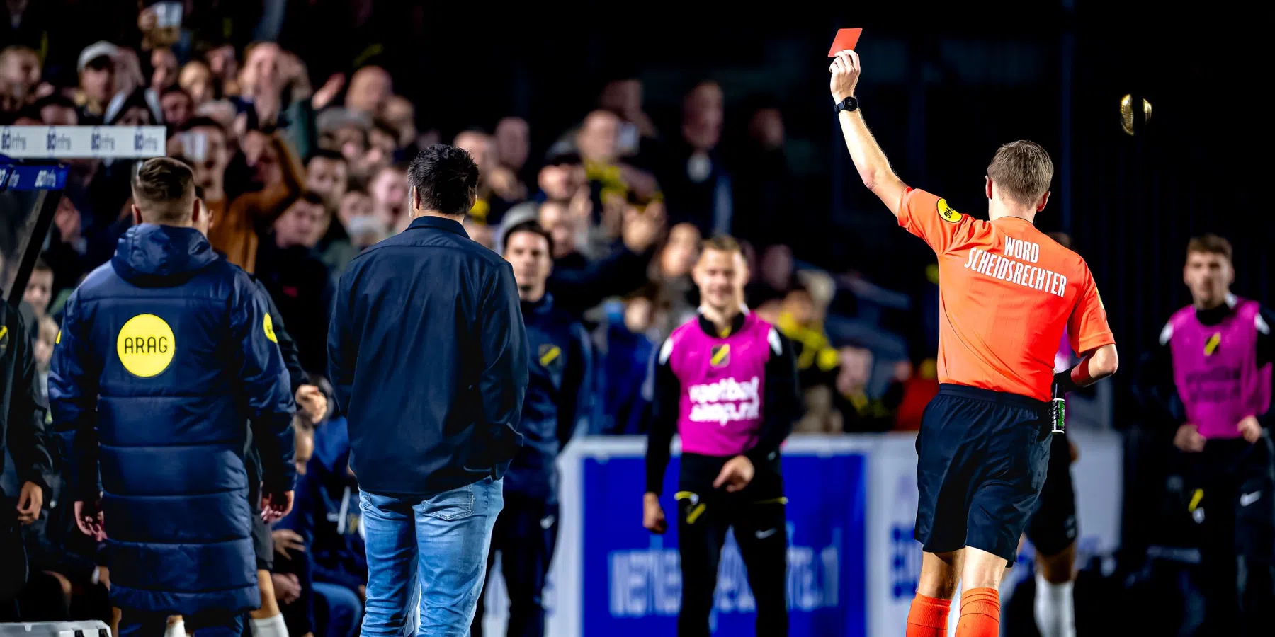 NAC: 'Arbiter Oostrom onder druk gezet door KNVB'