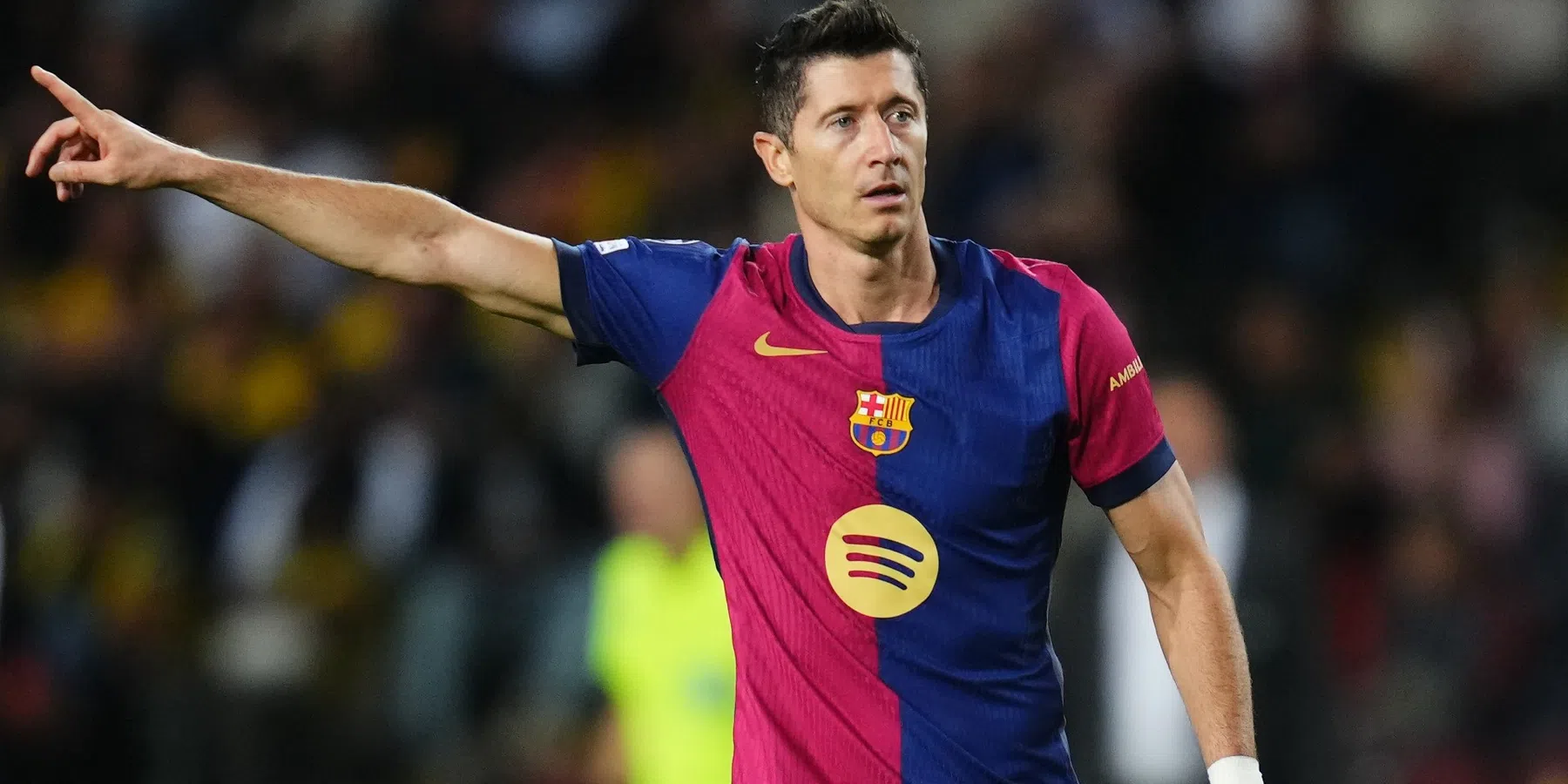 Robert Lewandowski maakt hattrick in FC Barcelona-zege