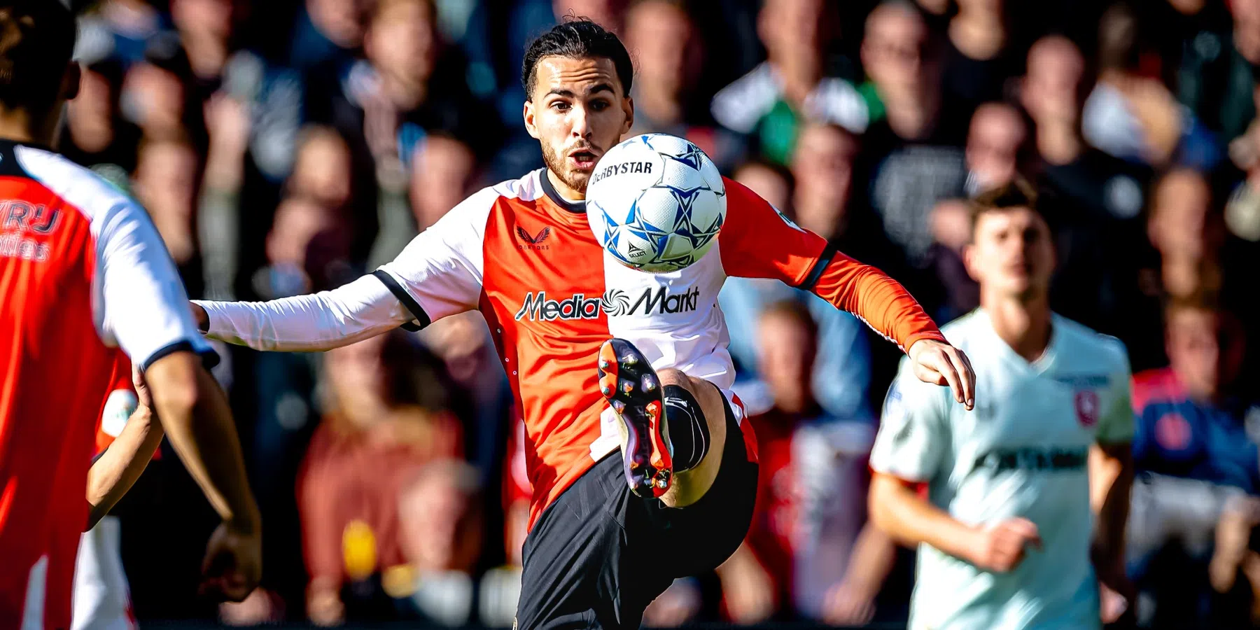 Feyenoord organiseert iftar: 'Ik ben heel dankbaar dat Feyenoord dit aanbied'