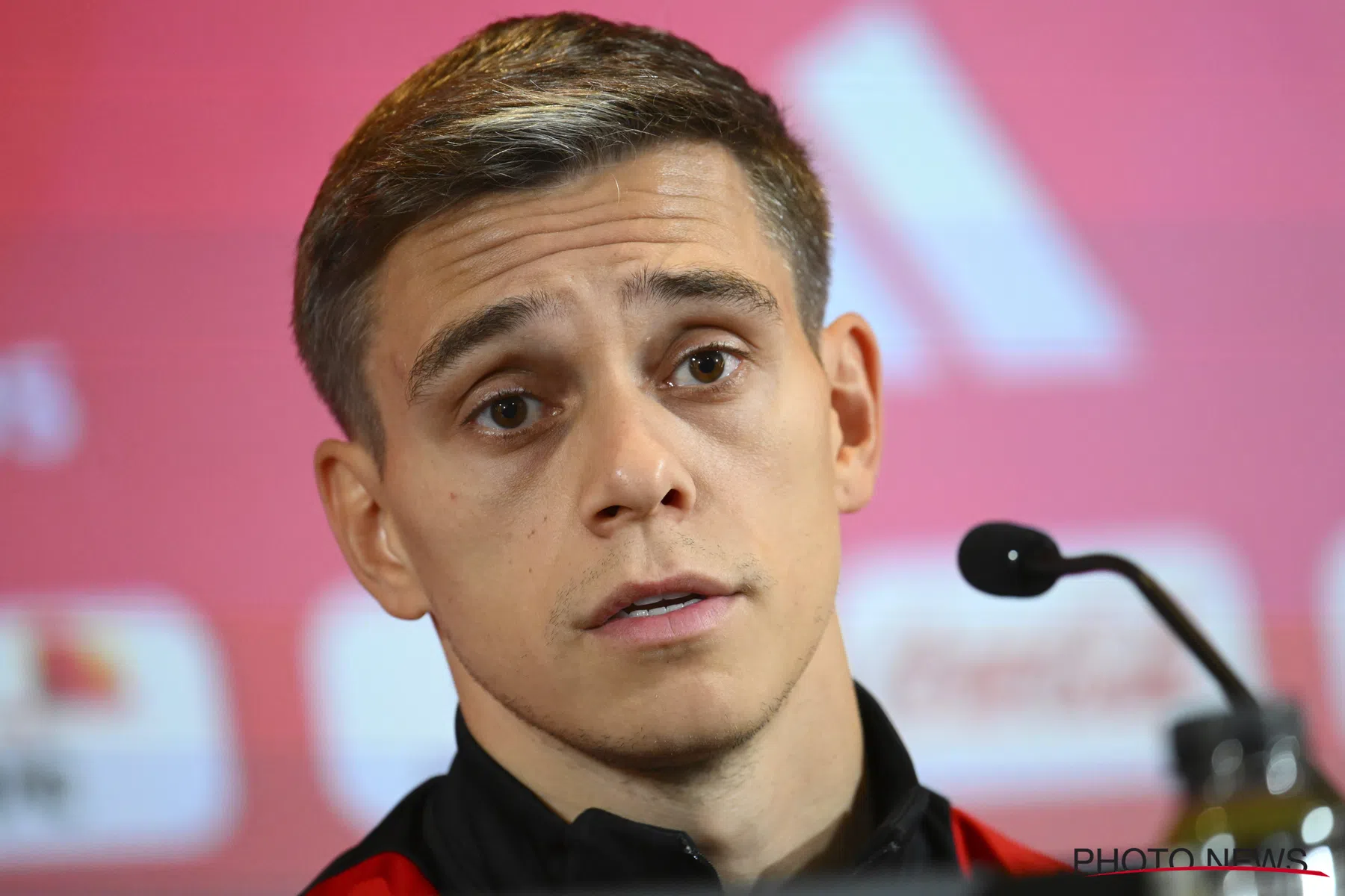 Leandro Trossard vergelijkt Arsenal en Rode Duivels 